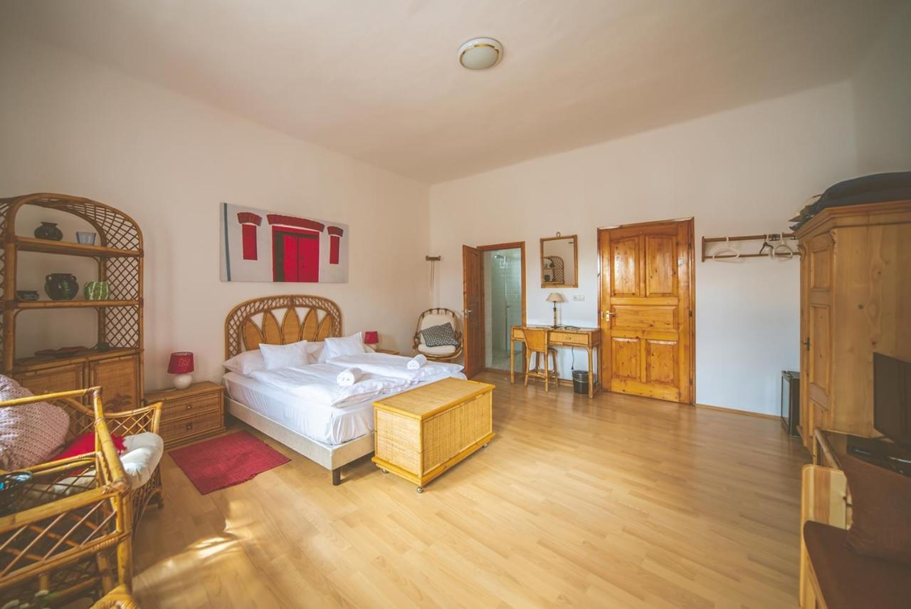 Bed and Breakfast Palkonyha Panzió Speiz Palkonya Exterior foto