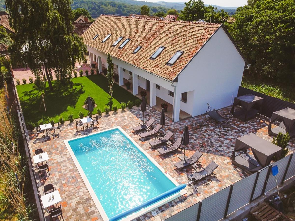 Bed and Breakfast Palkonyha Panzió Speiz Palkonya Exterior foto